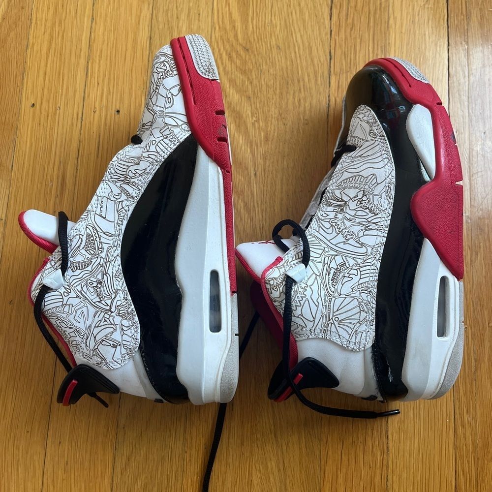 Jordan Dub Zero
White Varsity Red (2022) 4.5Y 4.5 youth 36.5 sneakers air